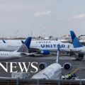 United Airlines exec blames FAA for flight issues l GMA